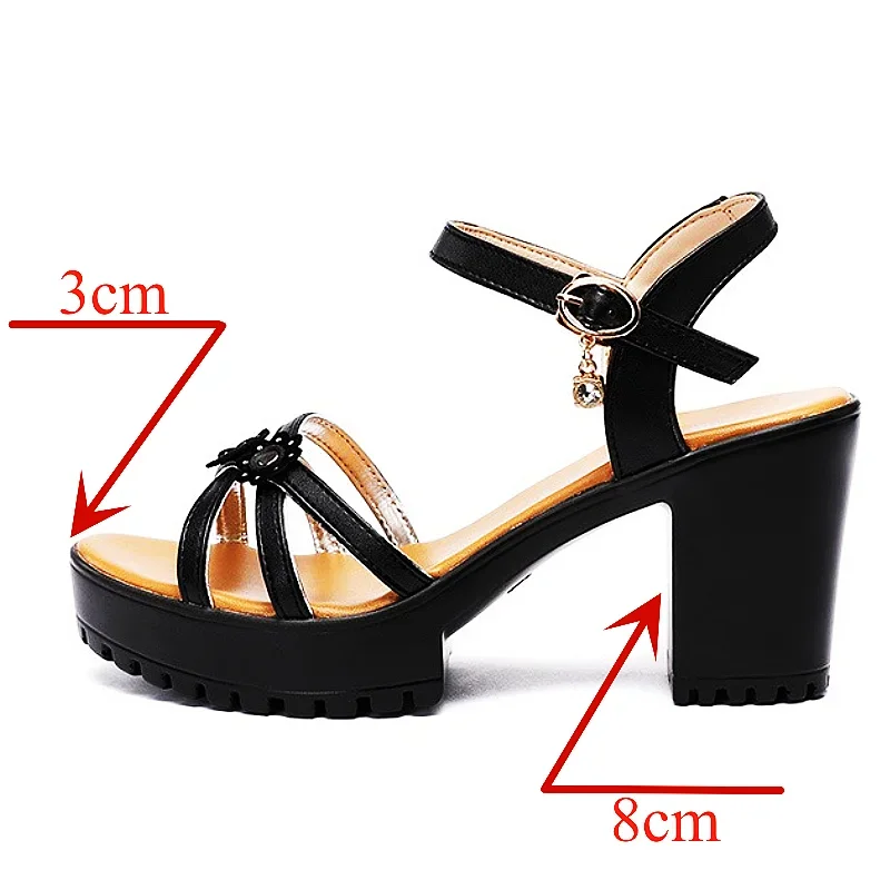 8cmの小サイズ（32-43）エレガントな花柄ソフトレザーシ - Ankle Strap Attachment のレビューと価格